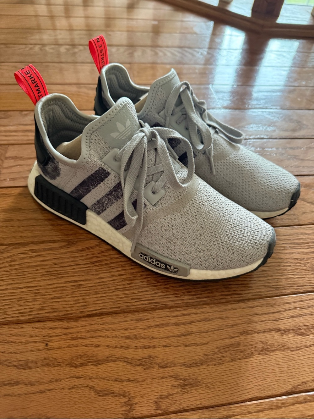 Adidas ' Grey NMD R1 Casual Sneakers